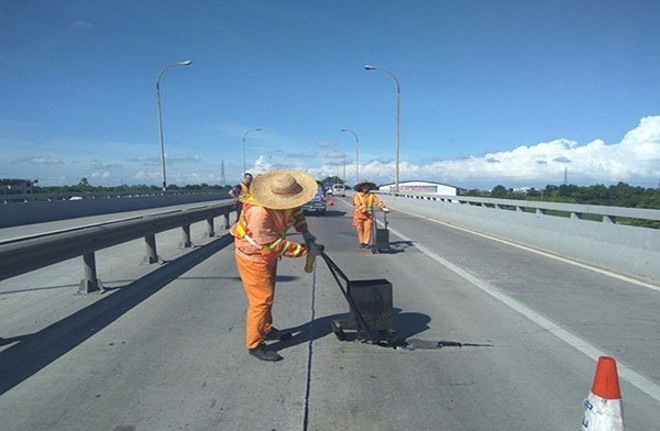 高速公路道路修補(bǔ)解決方案